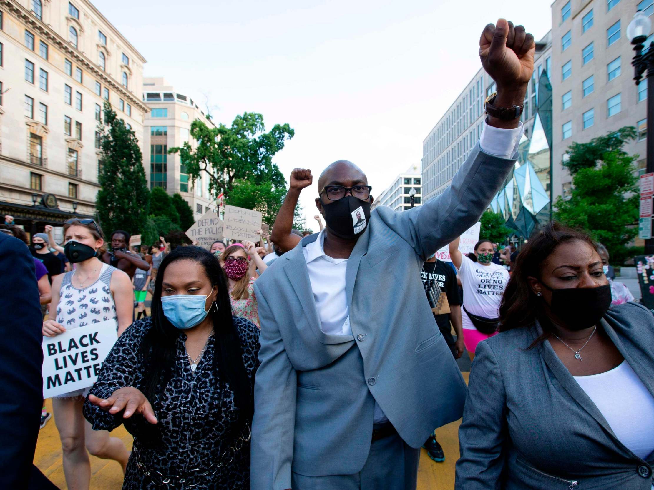 George Floyd’s brother made an emotional plea to the US congress to ‘stop the pain’ and pass reforms that reduce police brutality