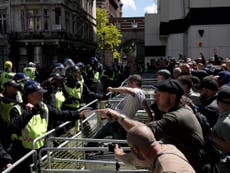London protesters attack police in violent clashes