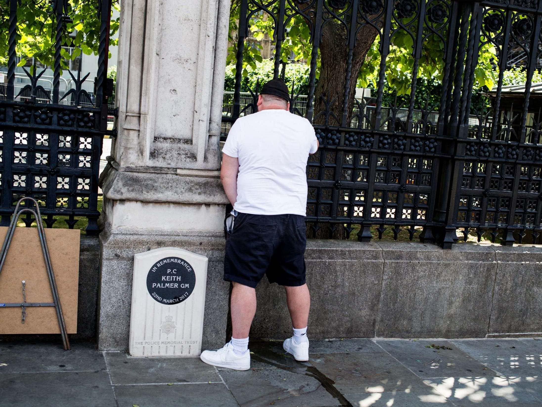 Man charged over urinating on PC Keith Palmer memorial during protest in London thumbnail