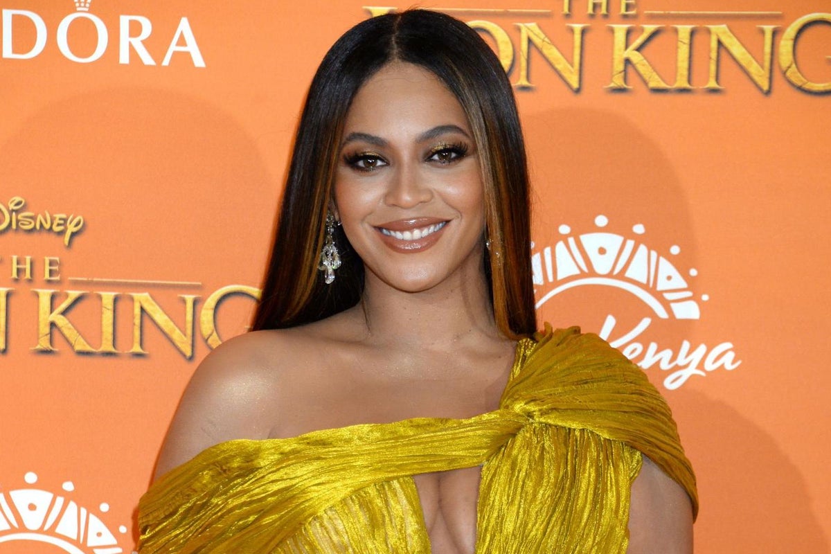 ‘Put your fists up in the air’: Beyoncé drops surprise new song ‘Black ...