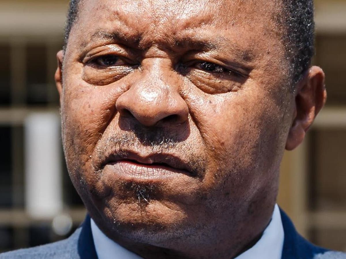 Zimbabwe health minister charged in coronavirus corruption case | The