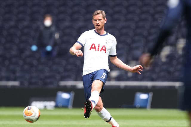 Jan Vertonghen has agreed to stay with Tottenham until the end of the 2019/20 season