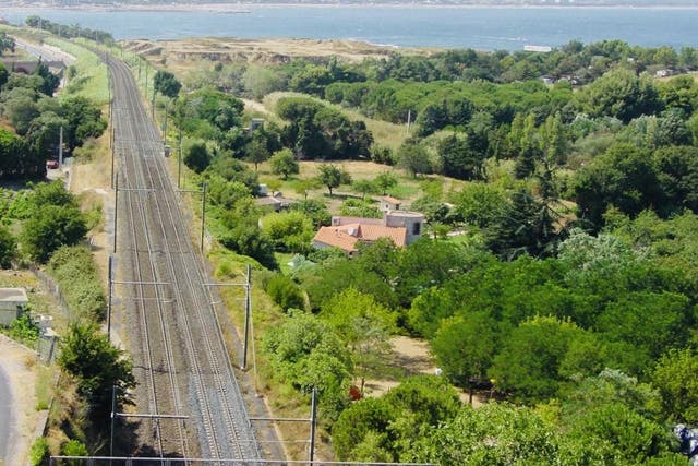 Coast line: the tracks parallel to the Cote Vermeille in southwest France