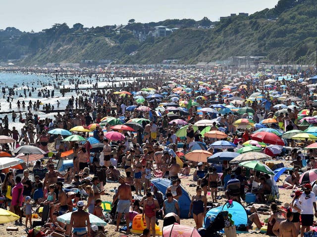 A major incident was declared after thousands flocked to Bournemouth beach and other stretches of the Dorset coast