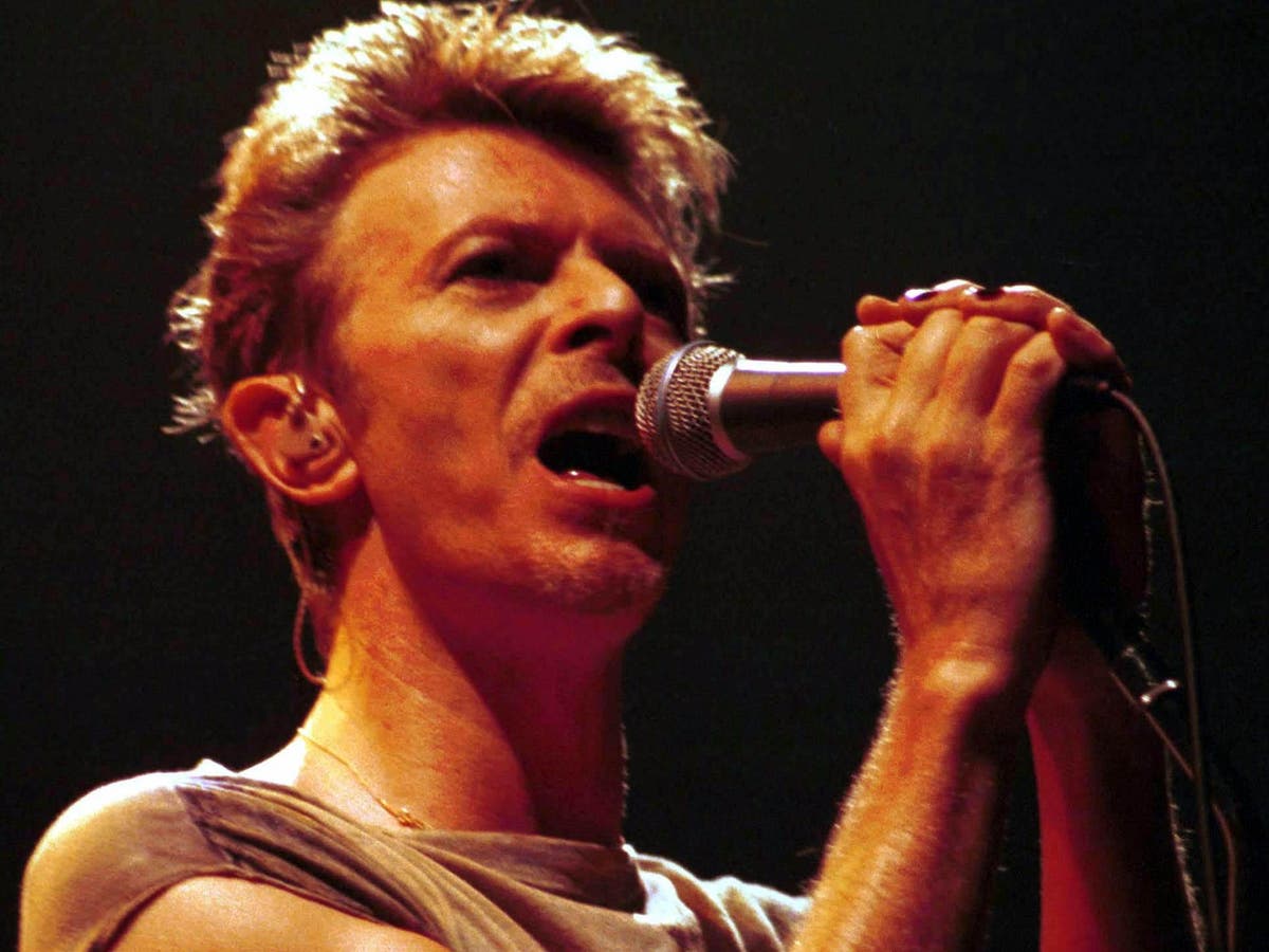 David Bowie: Unheard version of ‘Teenage Wildlife’ released as new live ...