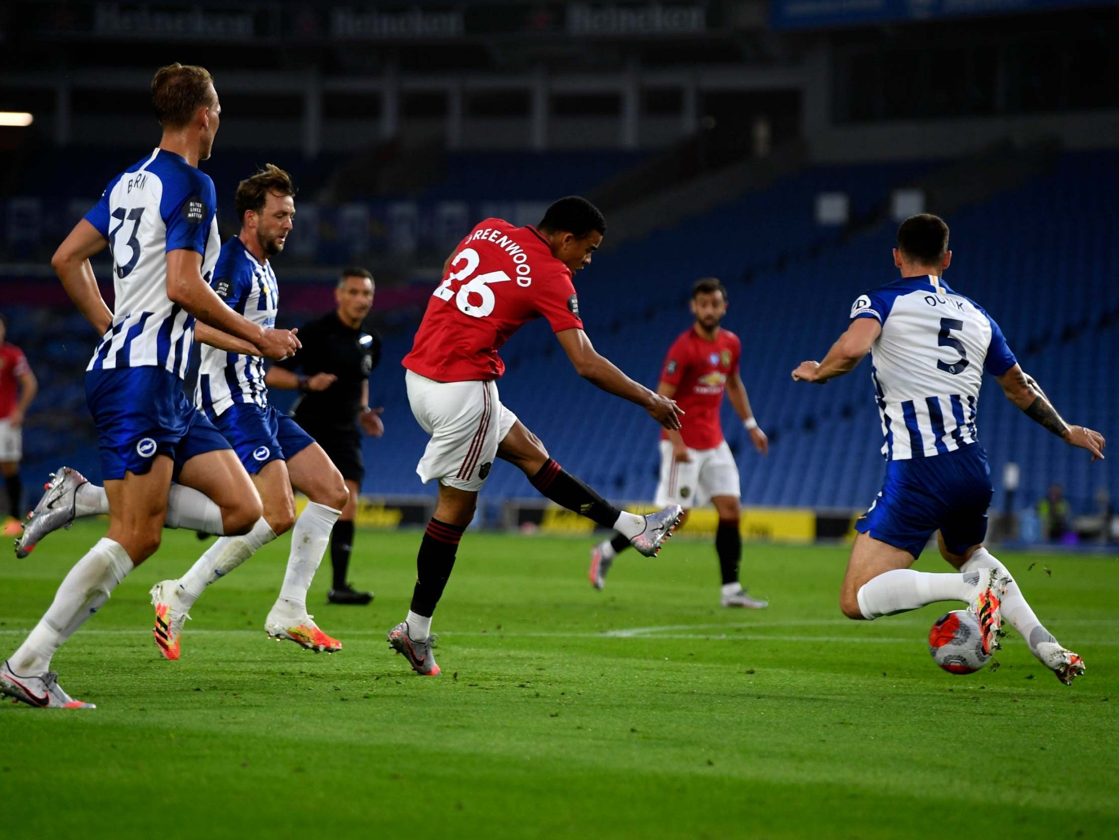 Mason Greenwood fires United into the lead