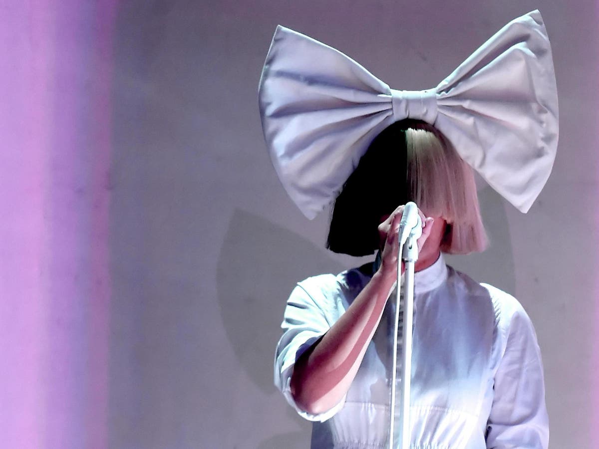 Sia becomes grandmother for first time at the age of 44