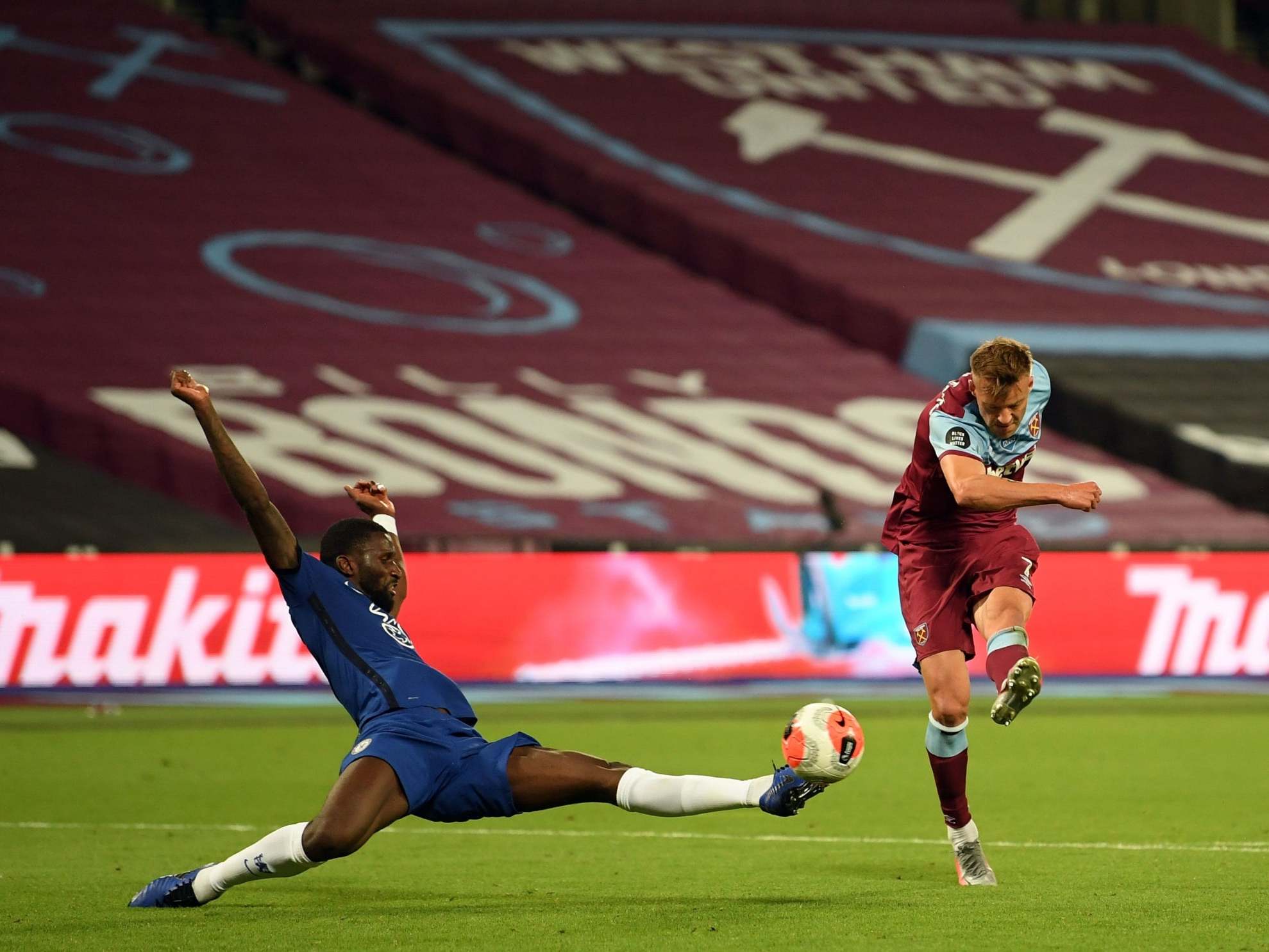 Andriy Yarmolenko fires home West Ham's winner