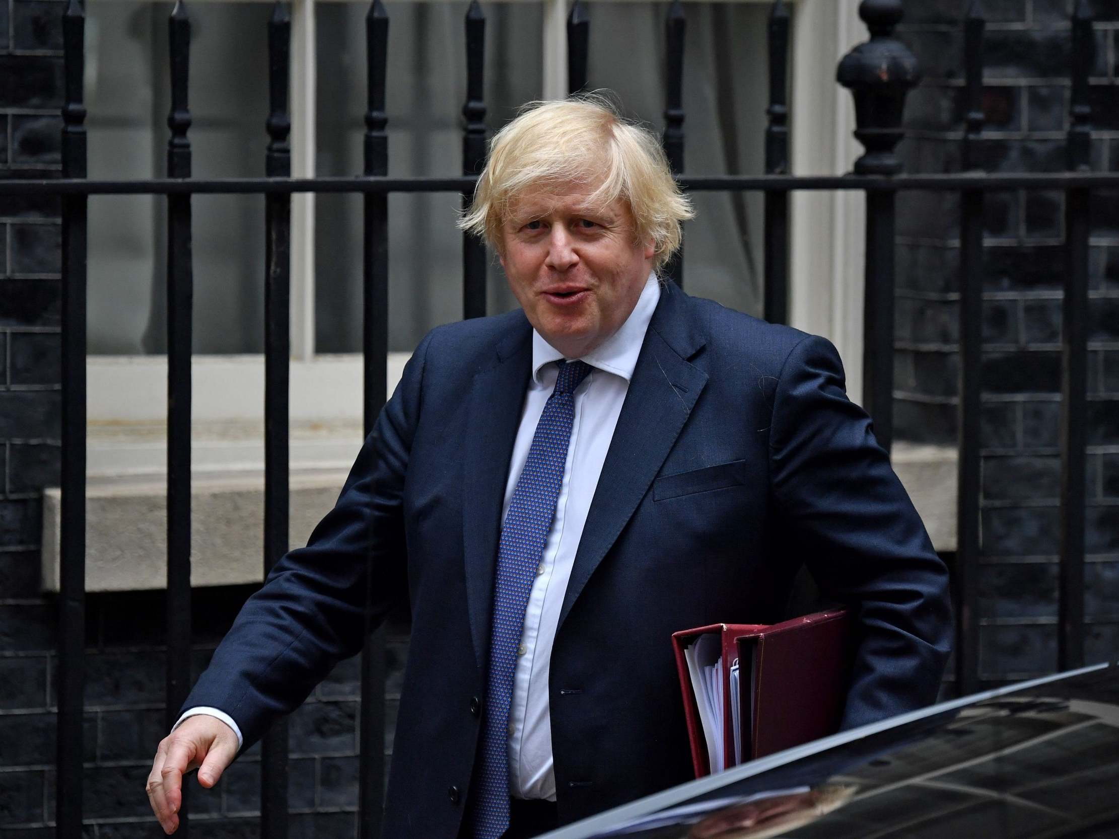 Boris Johnson news – live: No &apos;perfect way&apos; to end lockdown, Whitty warns as Scottish and Welsh leaders attack &apos;shambolic government&apos; thumbnail