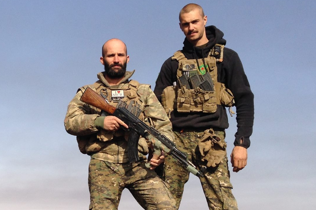 Daniel Burke (left) with Ollie Hall, a British YPG volunteer who was killed in action in 2017