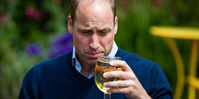 prince-william-with-pint.jpg