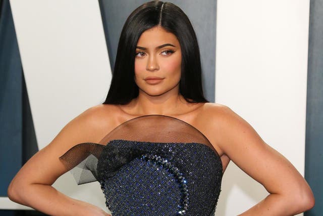 Kylie Jenner denies refusing to tag dress brand on Instagram (Getty)