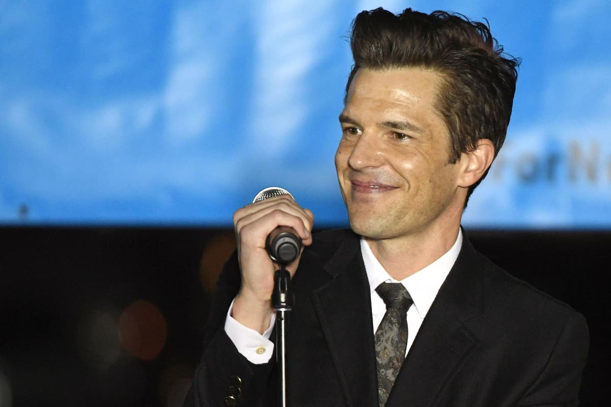 Brandon Flowers says he apologised to John Mayer after Oasisstyle ‘s