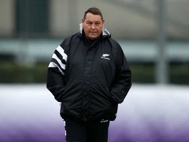 Steve Hansen believes New Zealand should not offer Australia any favours in talks over the future of Super Rugby
