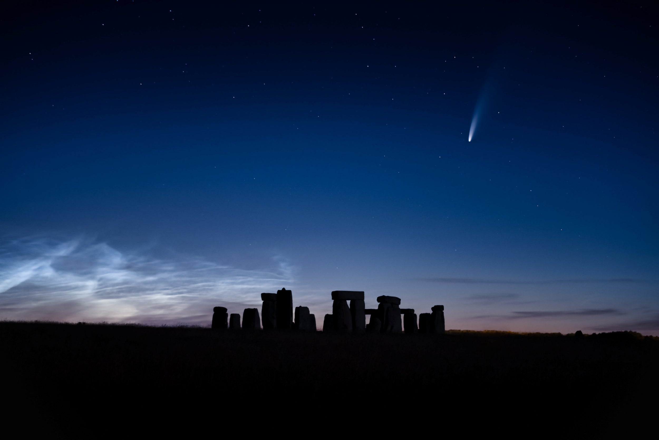 Neowise Comet Seen Over Stonehenge In Stunning New Image The