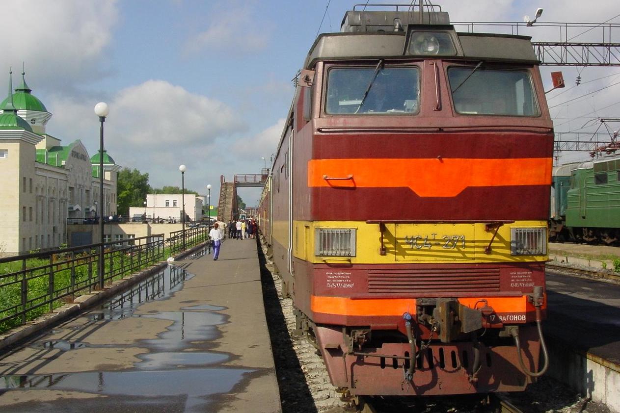 Long run: A Russian Railways train at Yekaterinburg station in western Siberia
