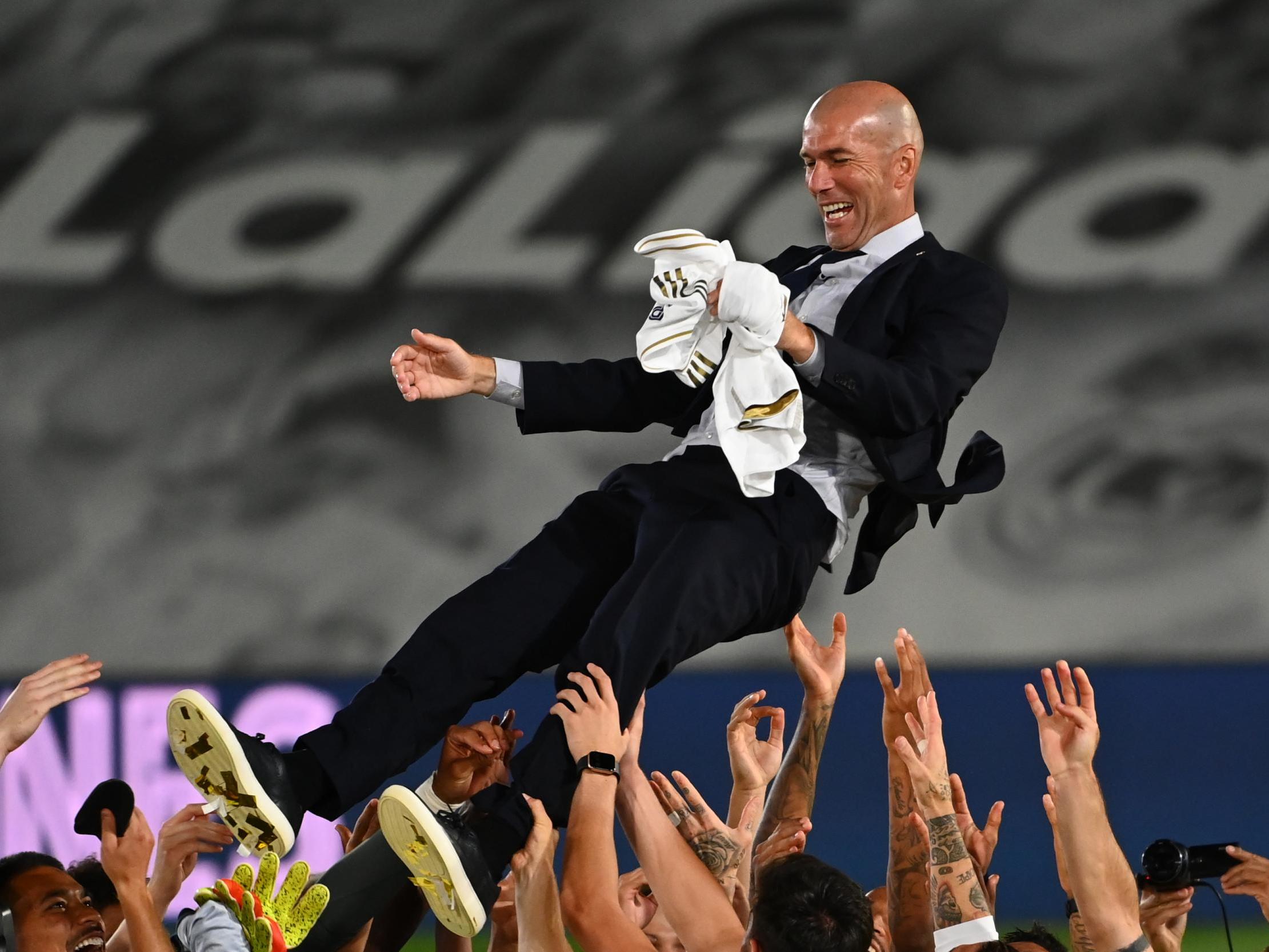 Zidane celebrates winning La Liga