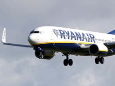 Ryanair records £167m loss as passenger numbers fall by 99%