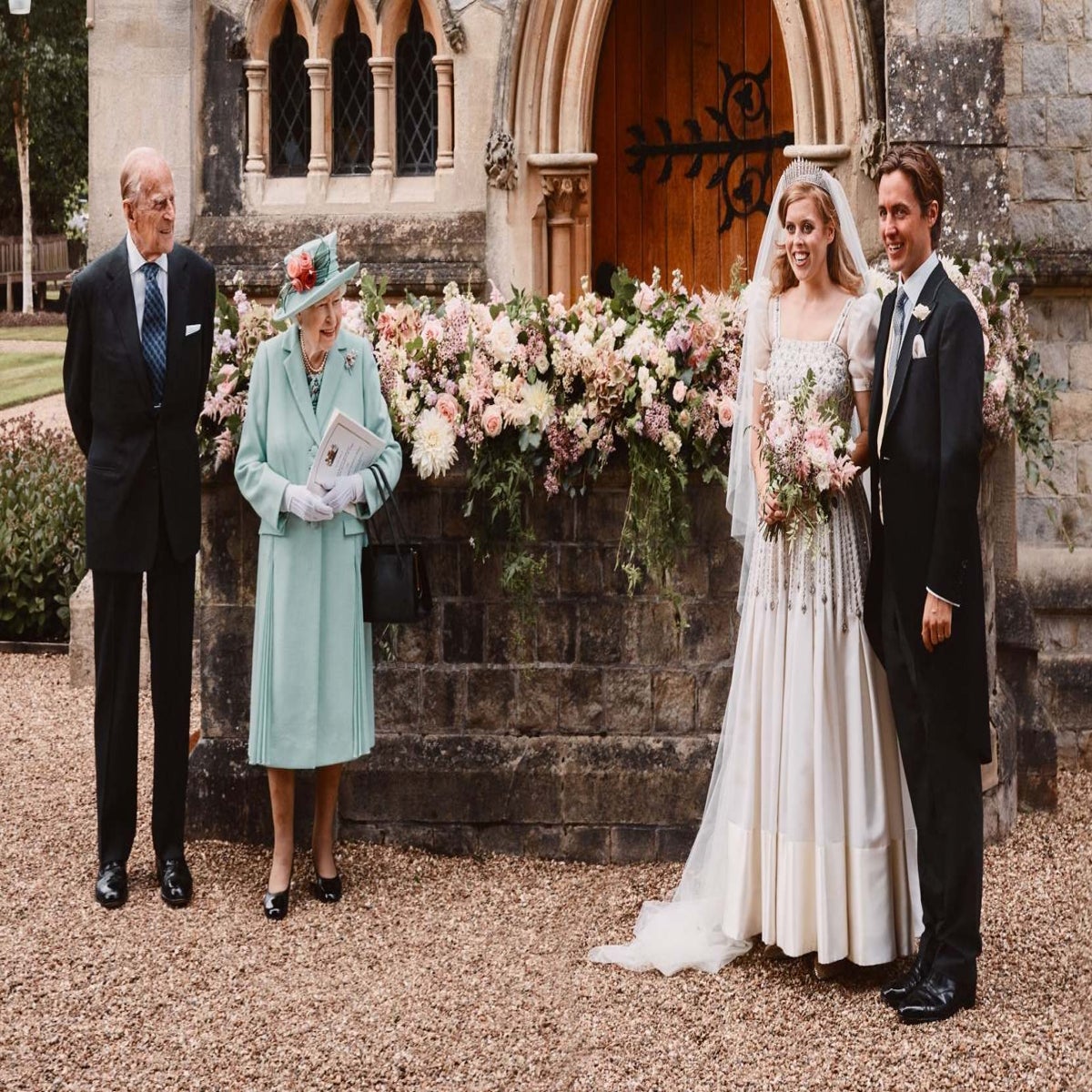 Princess Beatrice wears vintage gown borrowed from the Queen for secret  wedding | The Independent | The Independent