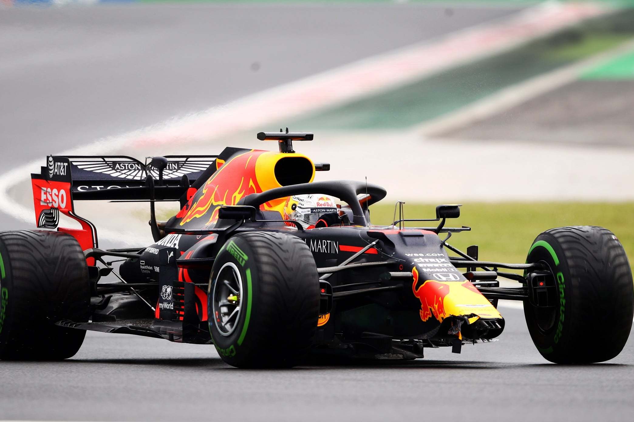 Verstappen crashed on his way to the grid in wet conditions