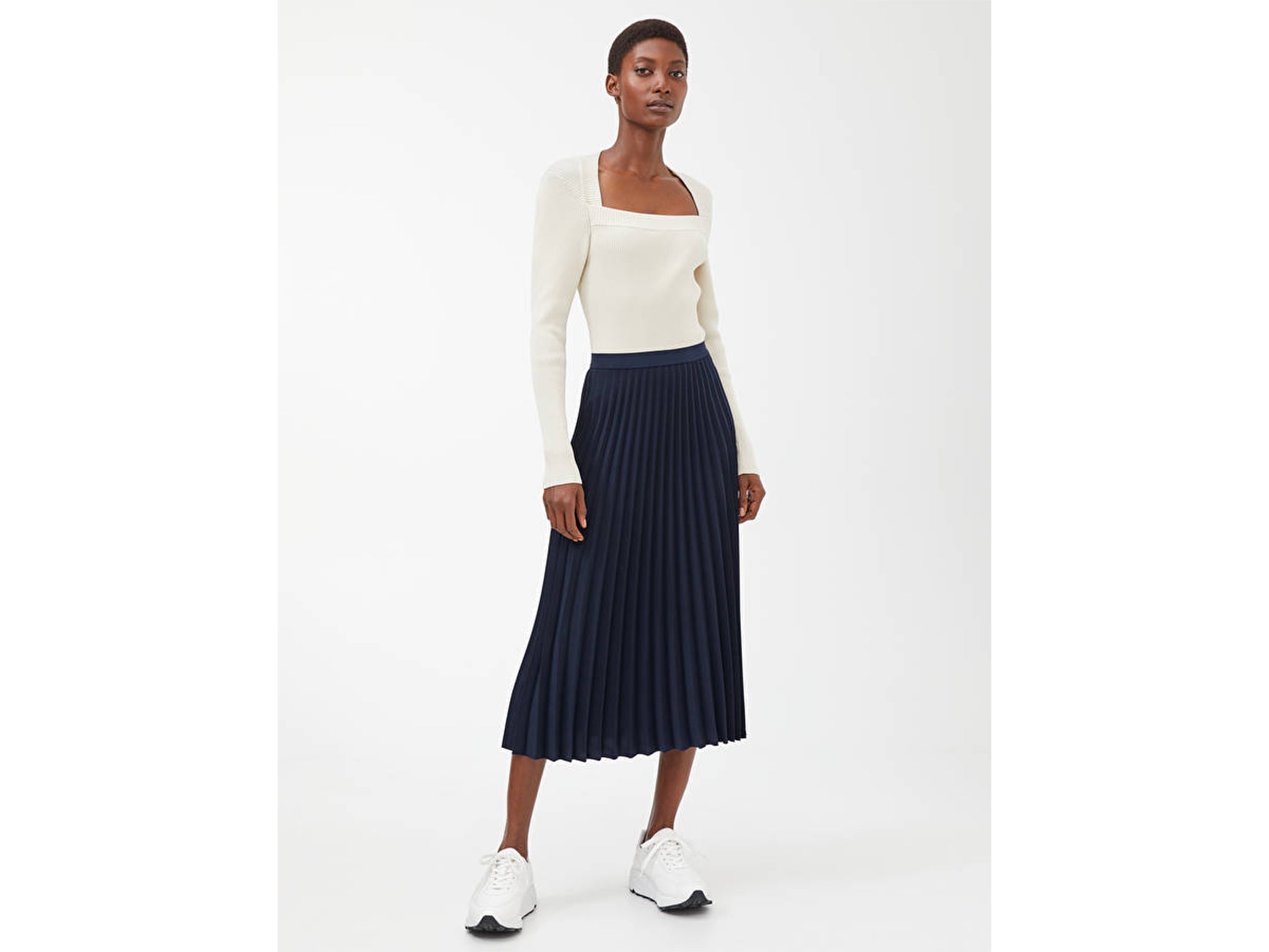 Team this midi skirt with a blazer and gold jewellery for a go-to look