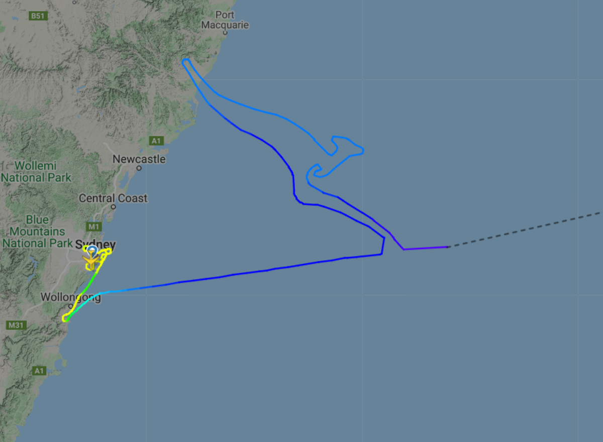 Qantas pilot operating last Boeing 747 flight draws airline logo in sky