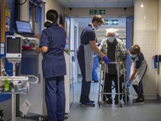 Government scraps quarantine exemption for NHS and care workers