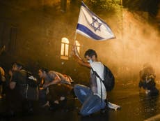 Arrests and clashes follow anti-Netanyahu protests in Israel