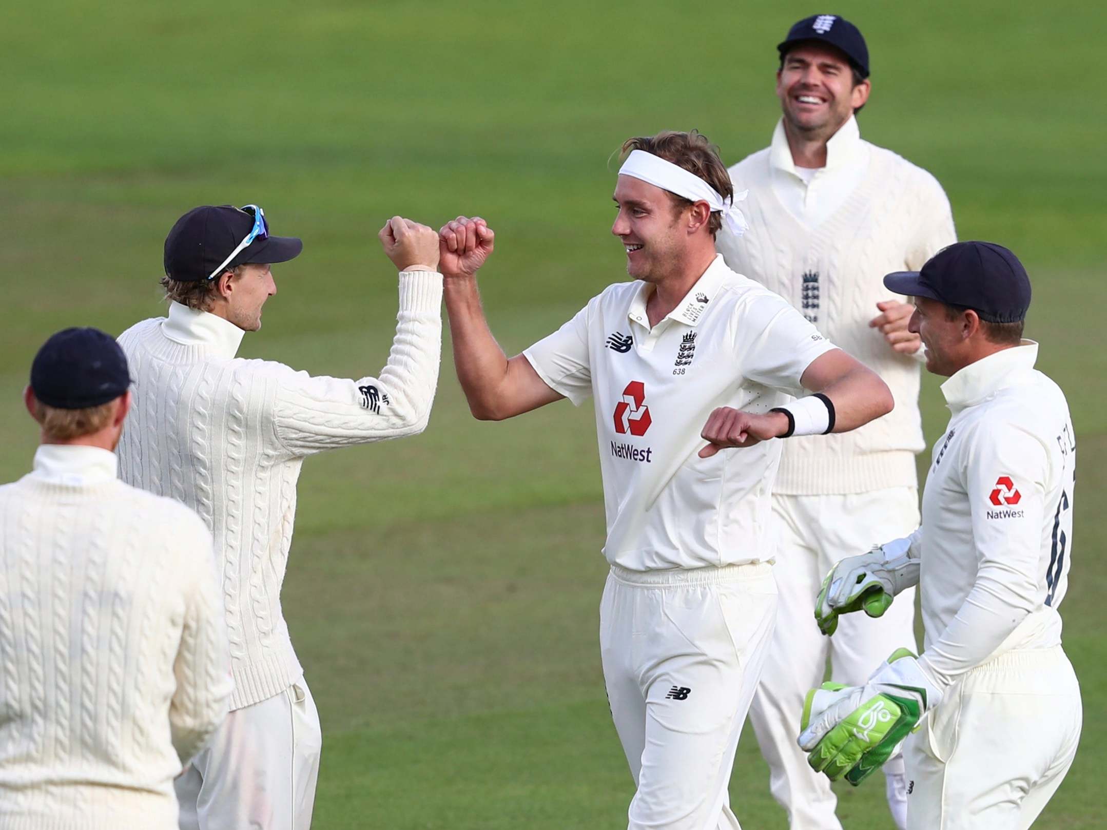 Stuart Broad celebrates the dismissal of John Campbell