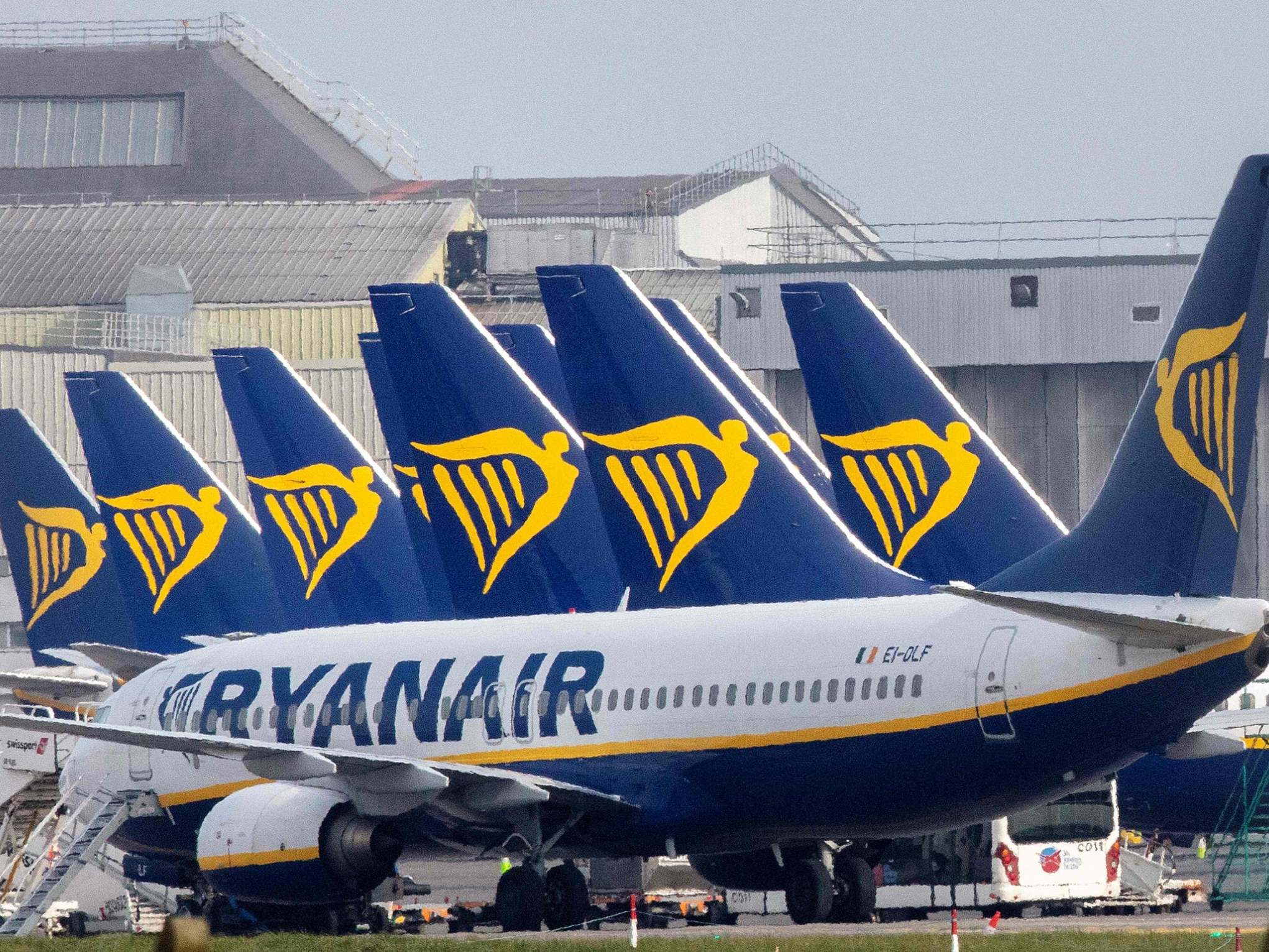 Ryanair has criticised the government for imposing a 14-day quarantine on passengers returning from Spain