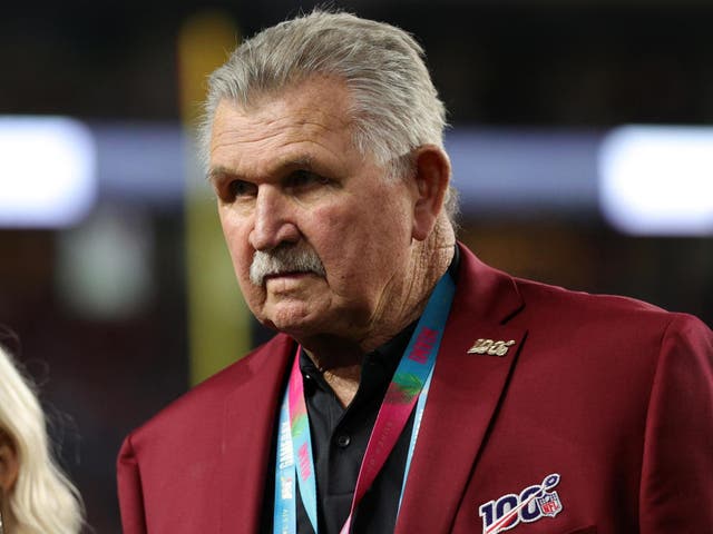 Mike Ditka of the NFL 100 All-Time Team is honoured on the field prior to Super Bowl LIV between the San Francisco 49ers and the Kansas City Chiefs at Hard Rock Stadium on 02 February, 2020 in Miami, Florida