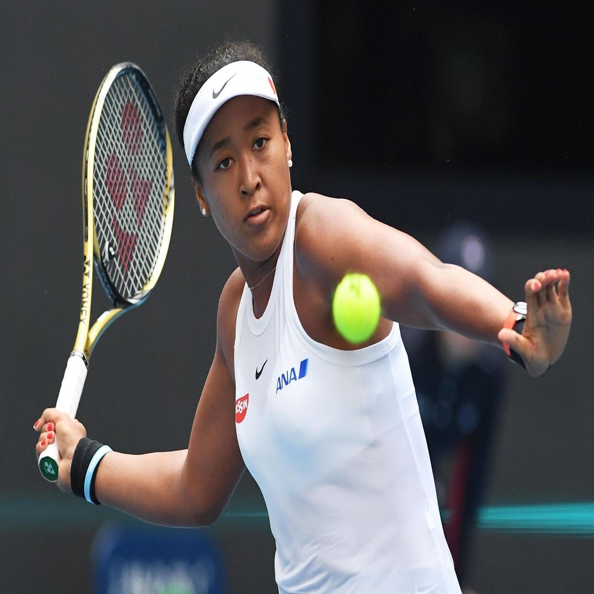 Naomi Osaka calls out critics shaming her bikini photos