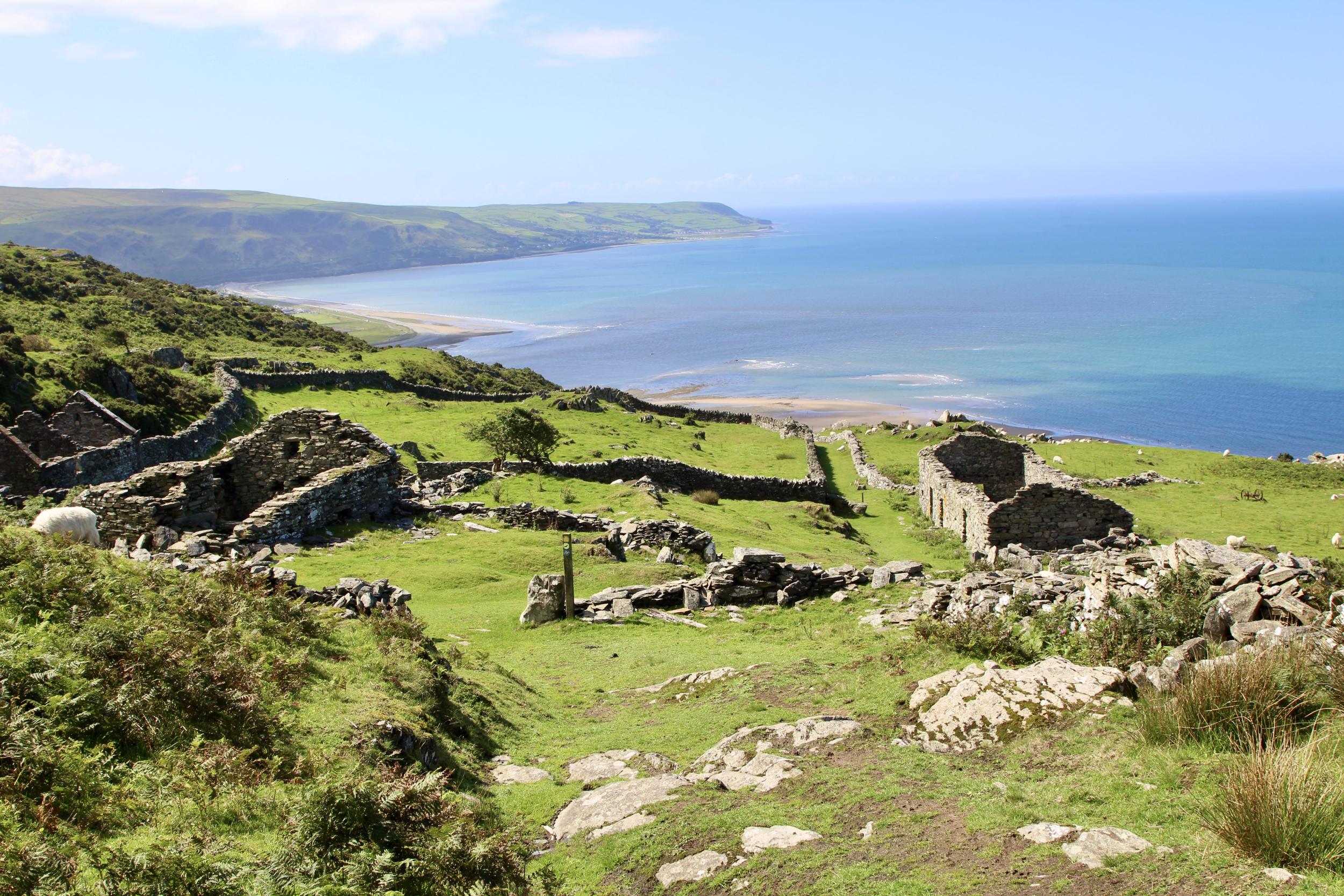 Dolgellau offers mountain hikes and seaside vistas