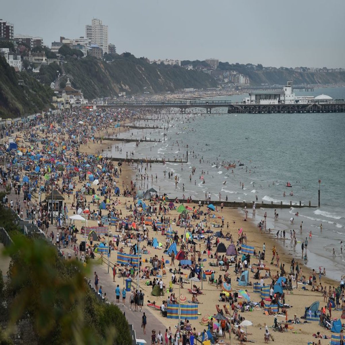 UK beaches 'unmanageable' as coastguard deals with busiest day in four  years amid heatwave | The Independent | The Independent