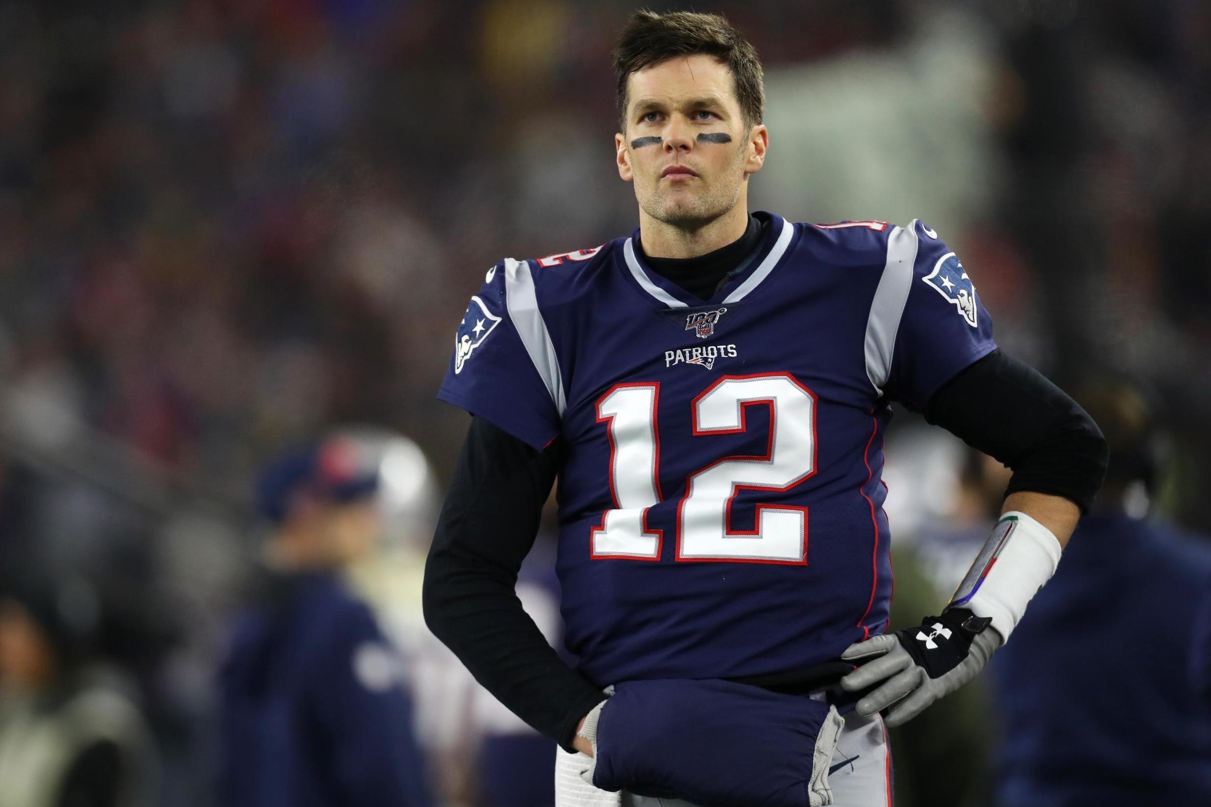 Tom Brady fans express shock over football player's outdated phone | The  Independent | The Independent