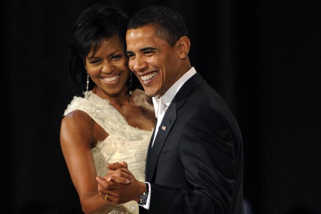 Michelle Obama wishes Barack happy birthday with throwback photo (Getty)