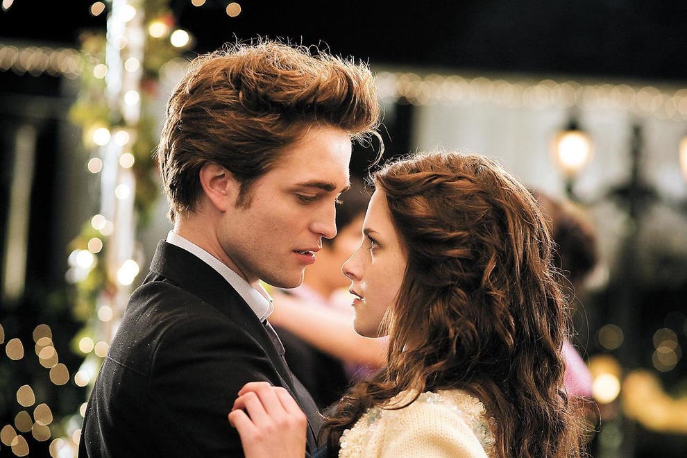 twilight-scene.jpg?quality=75&width=990&