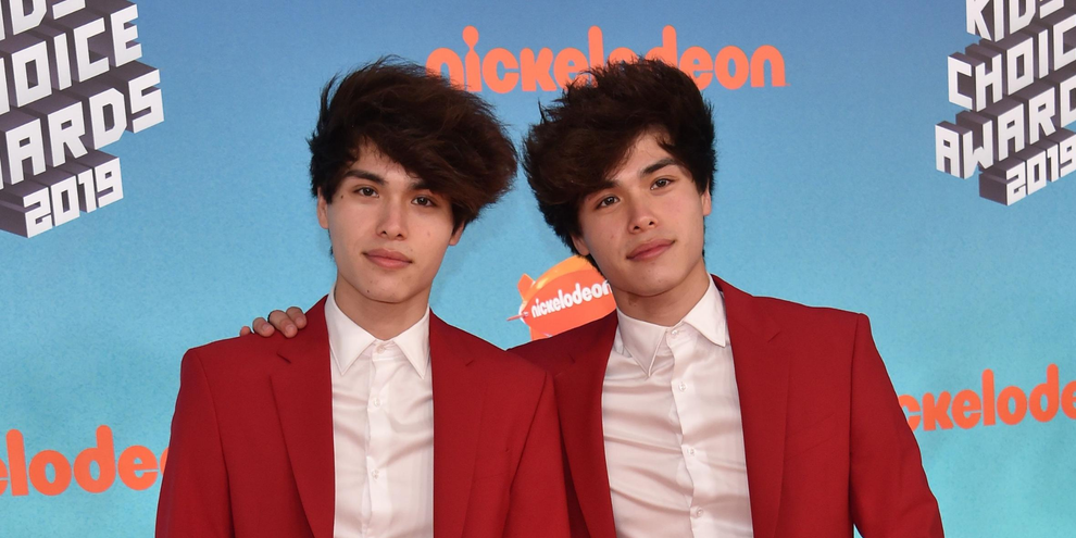 Stokes Twins: YouTubers charged with felony after pretending to rob a