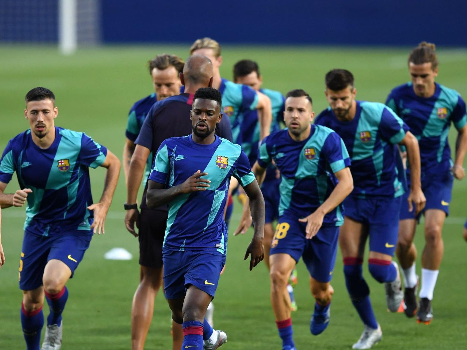 Barcelona warm up to face Napoli