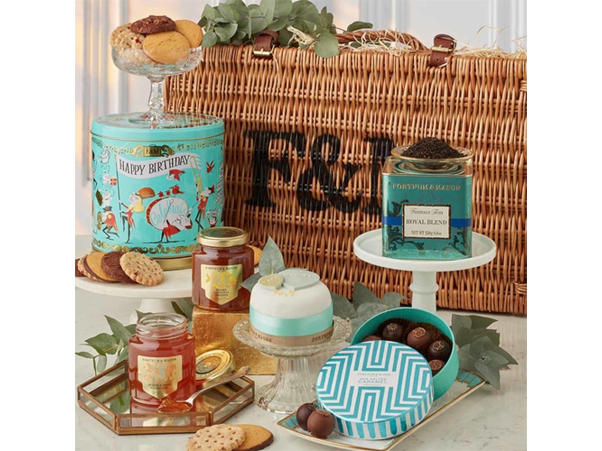 Tuck into this feast for a birthday lunch fit for royalty (Fortnum &amp; Mason)