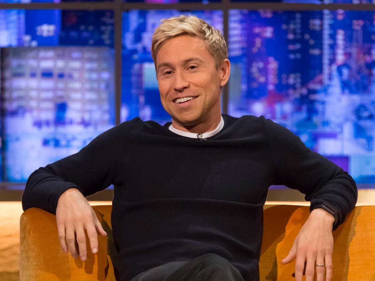 Russell Howard storms out of comedy gig after five minutes because of woman filming him