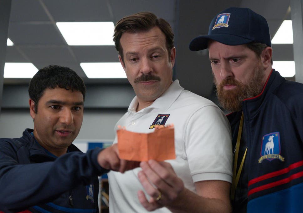 Ted Lasso review: Jason Sudeikis is a hapless football coach in ...