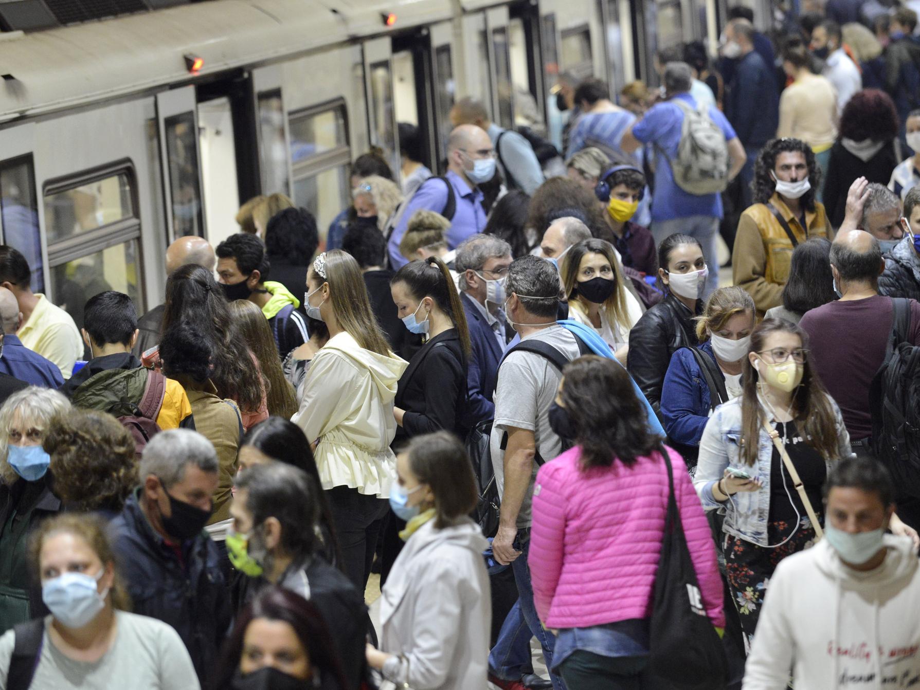 The ONS has said Covid-19 infections have levelled off after a rise in July