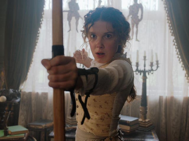 La estrella de 'Stranger Things' interpreta a la hermana pequeña de Sherlock en la película, que se estrena en septiembre