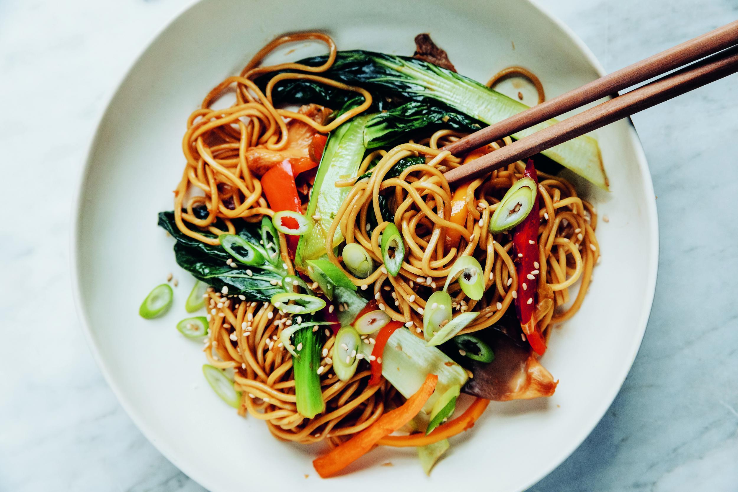 Make this vegetable lo mein dish as a cheaper alternative to a Friday night takeaway
