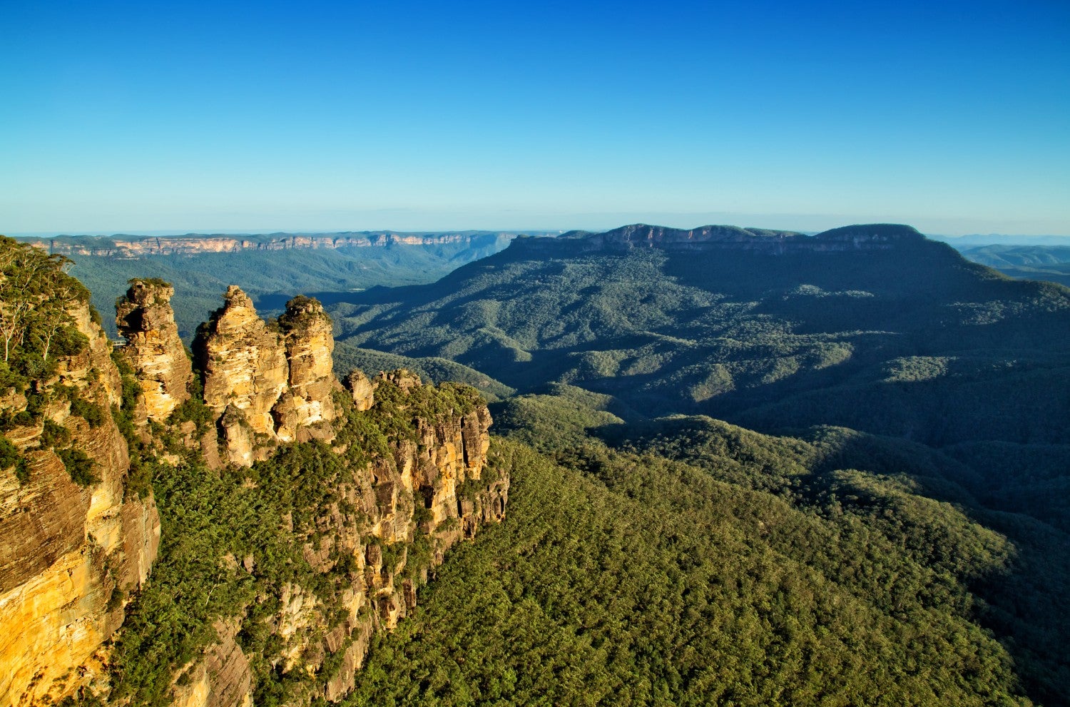 The rugged landscape of the Blue Mountains