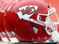 Kansas City Chiefs prohibit fans from wearing Native American headwear