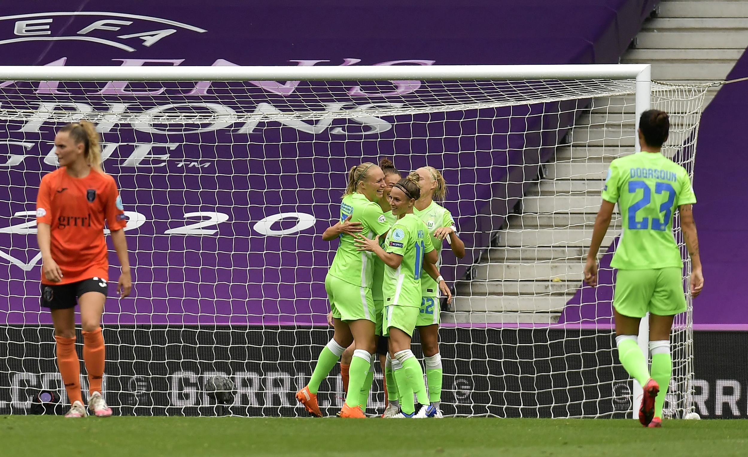 Wolfsburg celebrate another goal against Glasgow City