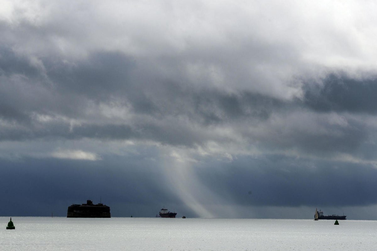 Storm Otto to batter UK with 75mph winds as Met Office issues yellow ...