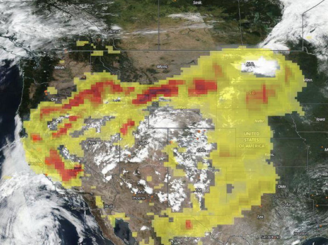 NOAA-NASA's Suomi NPP satellite tracks aerosols over the US from this month's California wildfires